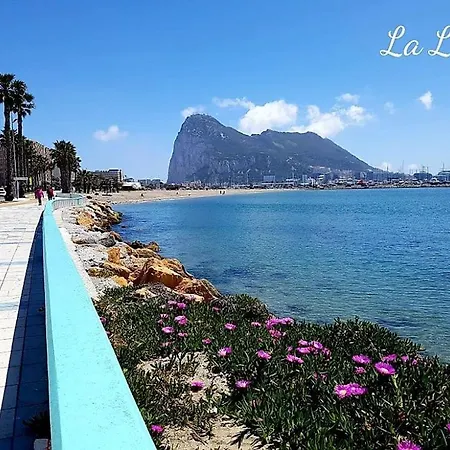Fantástico Apart. En 1°linea Playa 5min Gibraltar * La Línea de la Concepción